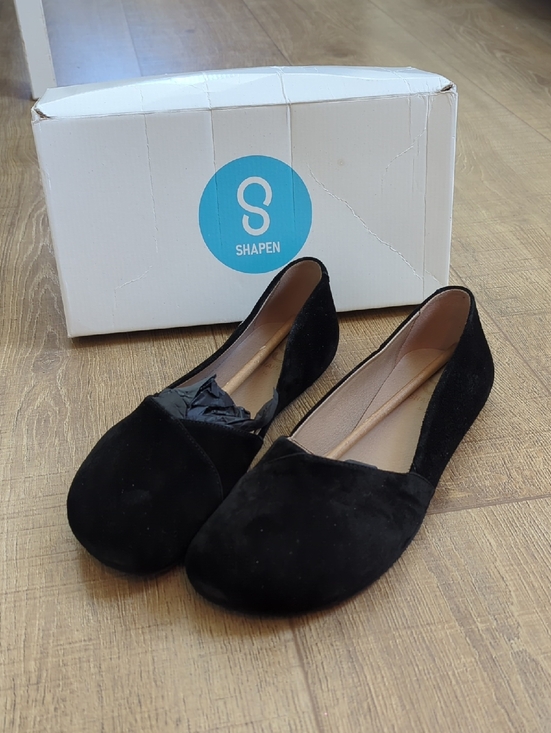 Shapen Shoes - Shapen Women's Peony Black Suede Slip-On Flats